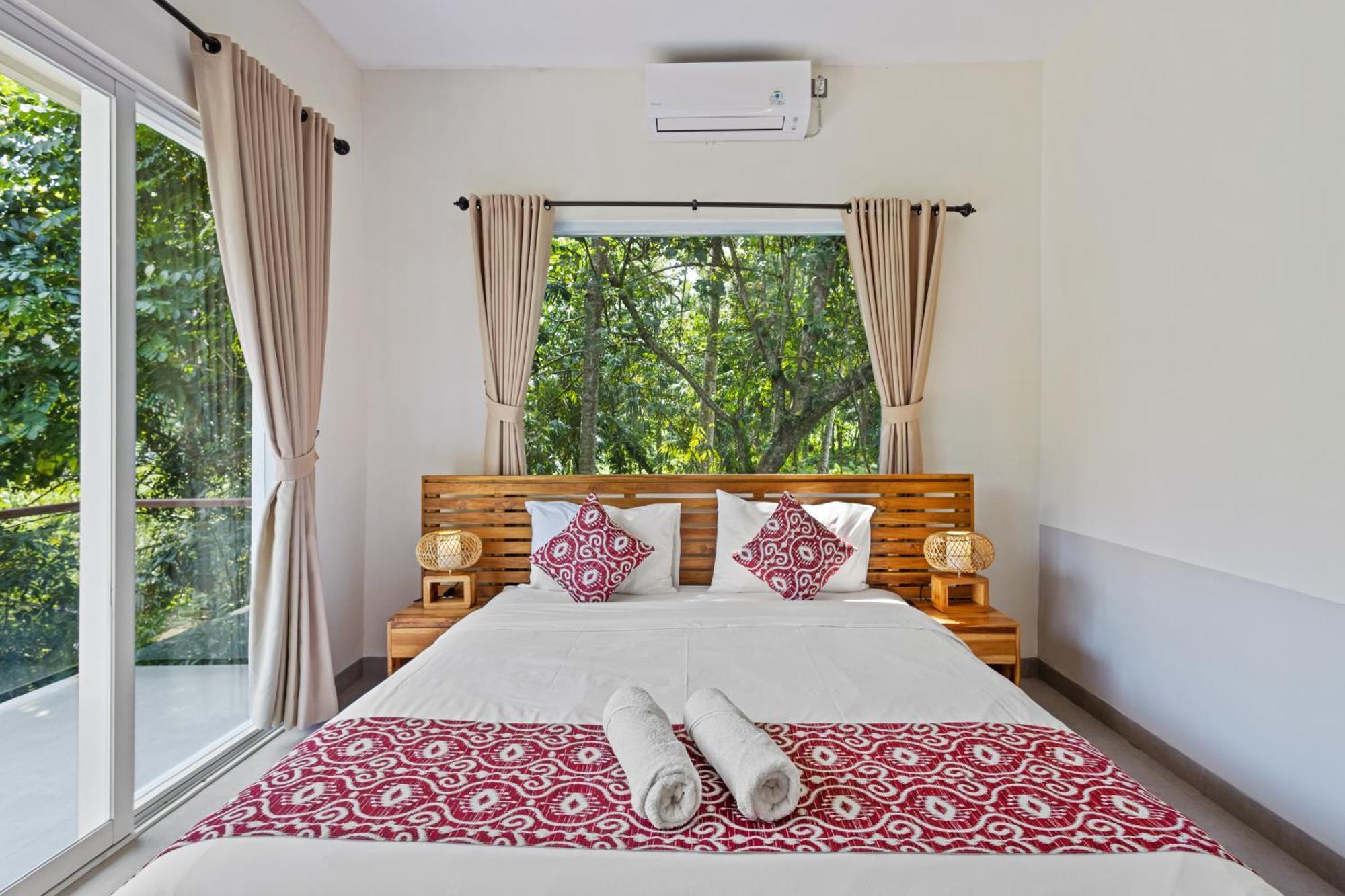 New 4 Bedroom Villa Surrounded By Jungle And Ricefields ウブド エクステリア 写真
